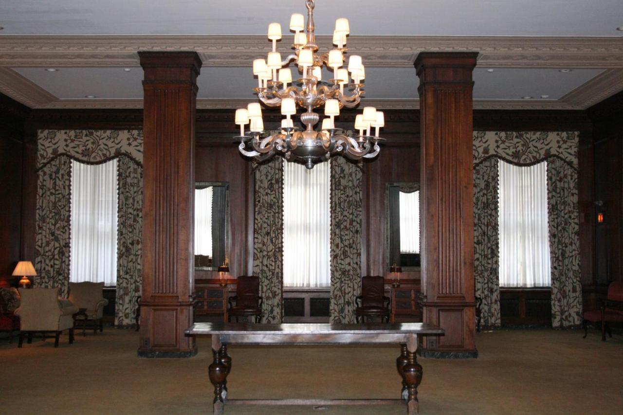 The Inn At The Standard Club Чикаго Экстерьер фото