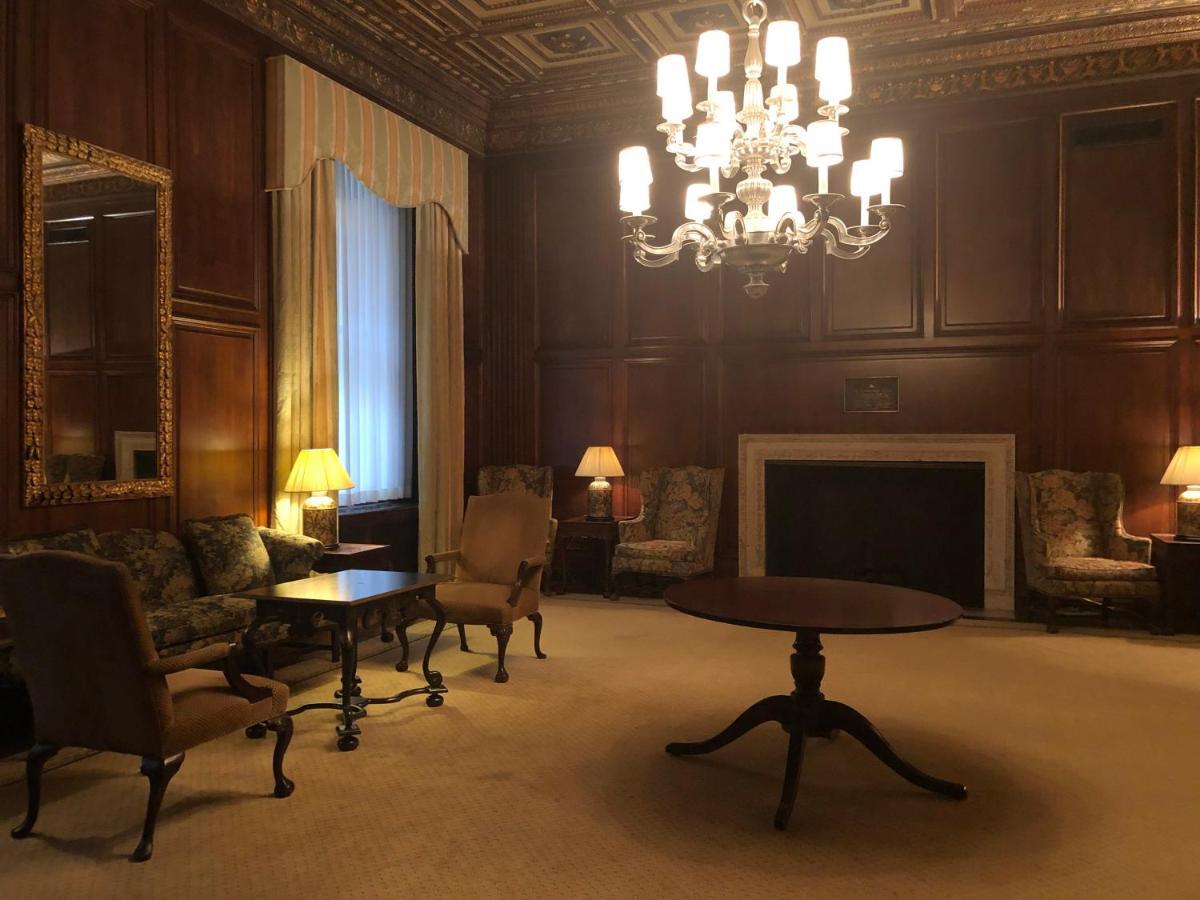 The Inn At The Standard Club Чикаго Экстерьер фото